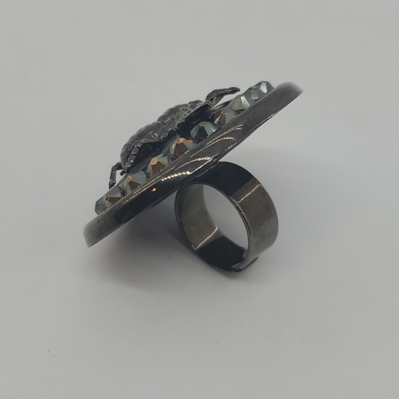 GASOLINE GLAMOUR QUARTZ/GUN METAL BEE RING - Picture 7 of 8